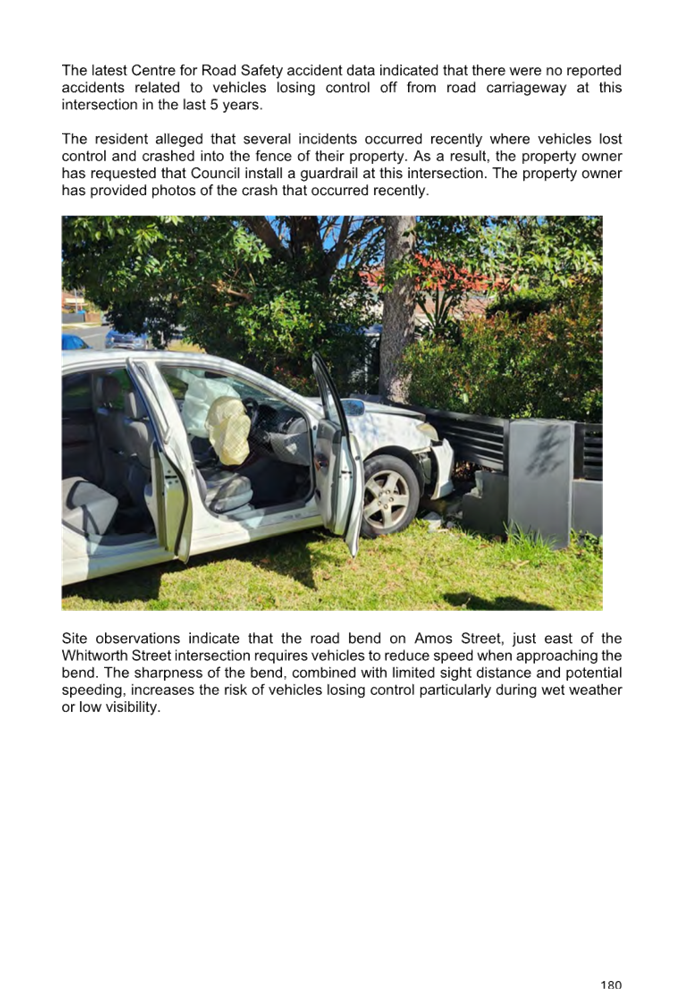 A car with a broken door

AI-generated content may be incorrect.
